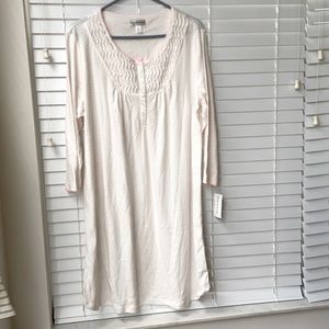 Womens XL Pink and White night gown.